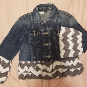 Girls American Eagle jacket. Blue with grey & whit